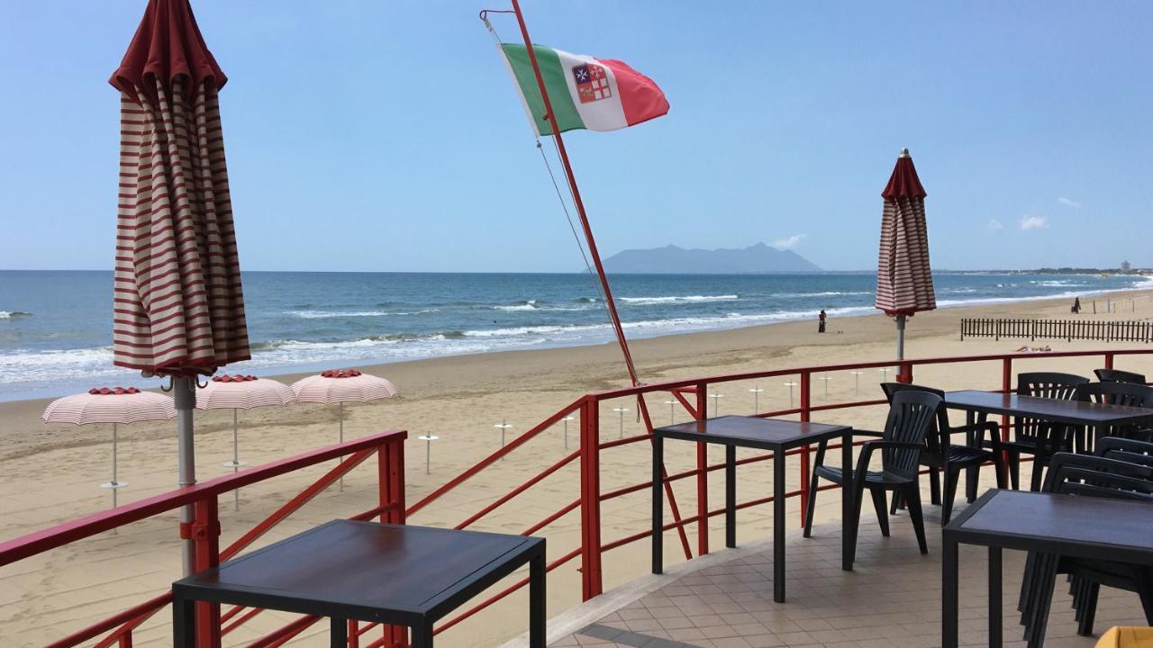 Beach Holiday Βίλα Terracina Εξωτερικό φωτογραφία