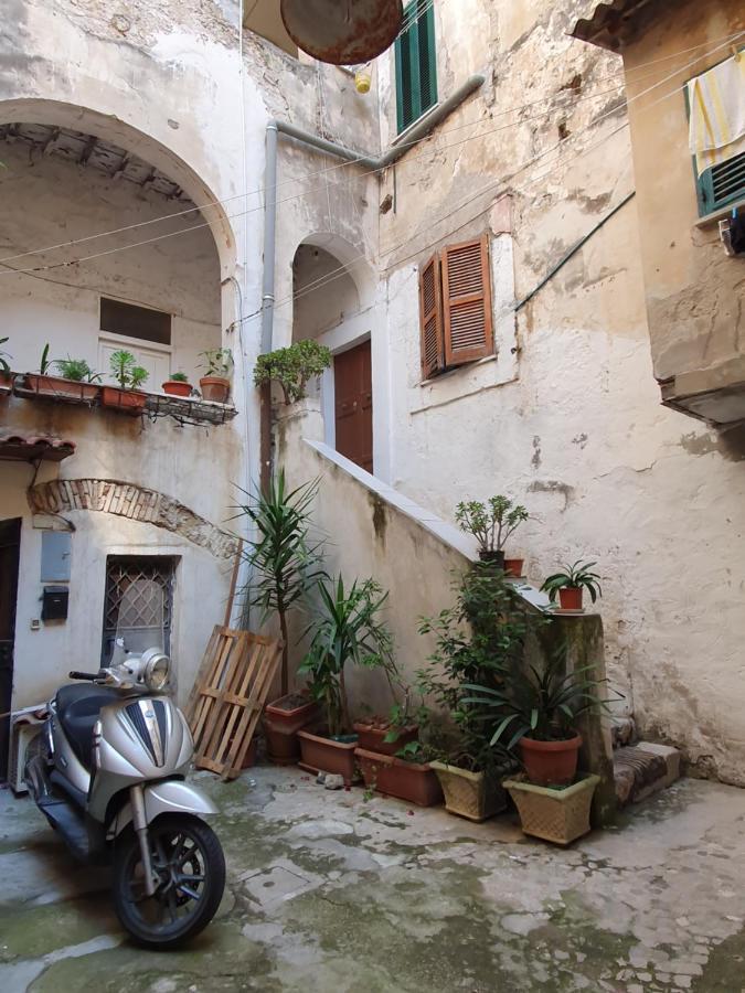 Beach Holiday Βίλα Terracina Εξωτερικό φωτογραφία